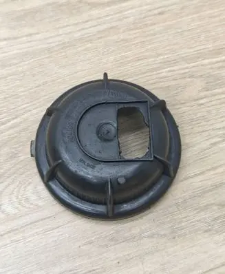 Headlight/headlamp dust cover