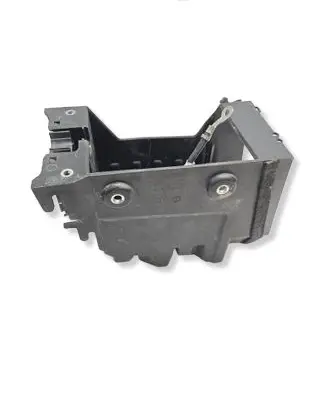 Volvo XC90 Battery box tray 31353780