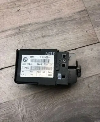 BMW 5 F10 F11 Seat control module 6926435 001947771 00401154A3