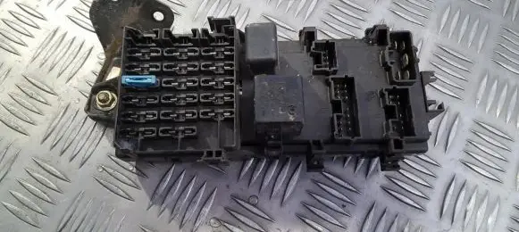 Mitsubishi Colt Fuse box set