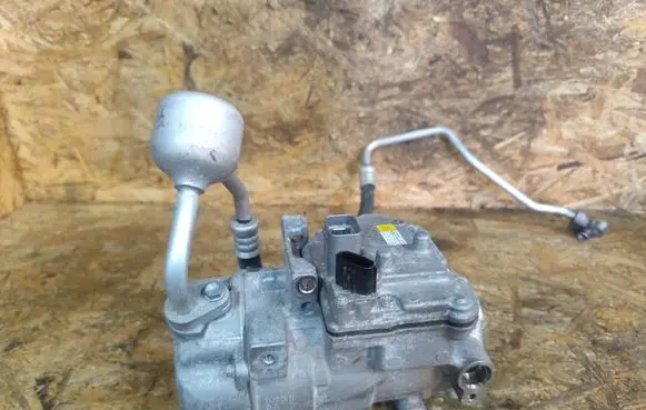 Lexus RX 450H Air conditioning (A/C) compressor (pump) 042200-1770