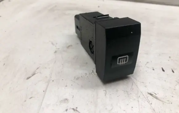 KIA Sorento Windscreen/window heater switch 864W030003