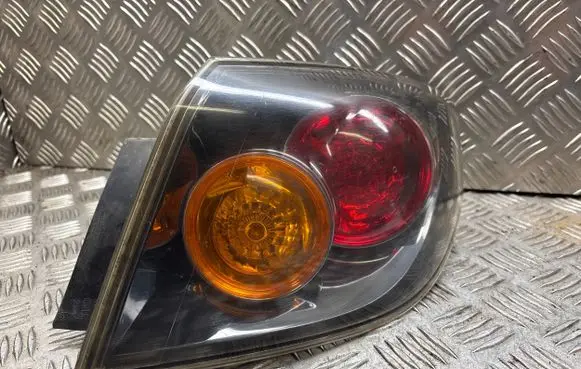 Mazda 3 I Rear/tail lights