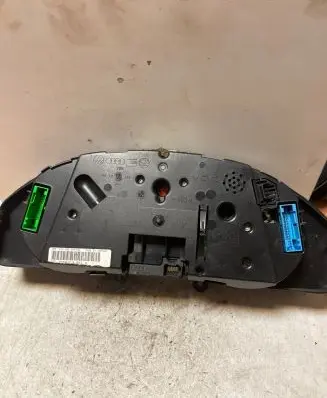 Audi A4 S4 B5 8D Speedometer (instrument cluster) 8D0919861F 110008989001