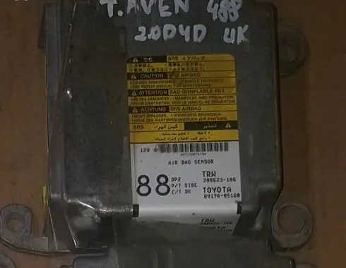 Toyota Avensis T250 Airbag control unit/module 8917005160 208623106