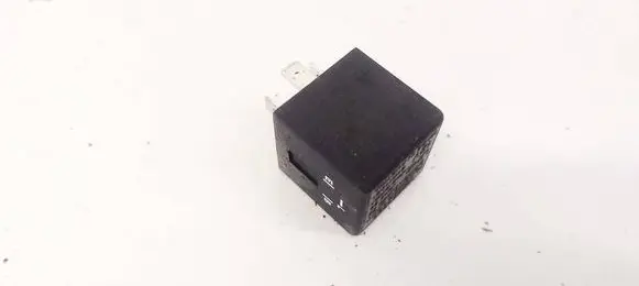 Mitsubishi Space Star Other relay MB953383 5WK1021