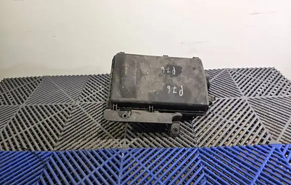 Toyota Prius (XW20) Air filter box 1001406970 21140