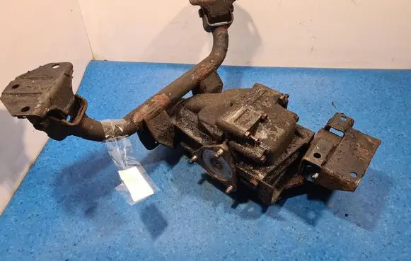 Suzuki Swift I Rear differential