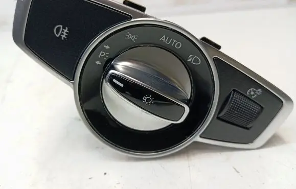 Mercedes-Benz E W213 Light switch A2229055508