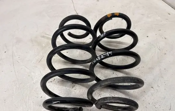Infiniti QX30 Rear coil spring 550205DL0A