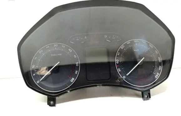 Skoda Octavia Mk2 (1Z) Speedometer (instrument cluster) 1Z0920810D