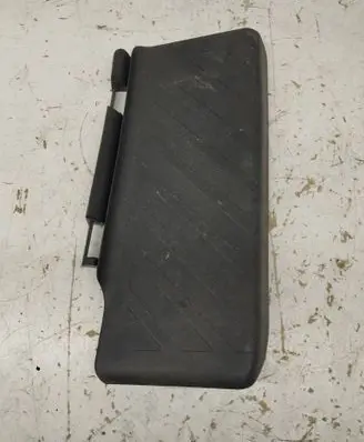 Audi Q2 - Foot rest pad/dead pedal 5Q1864777C
