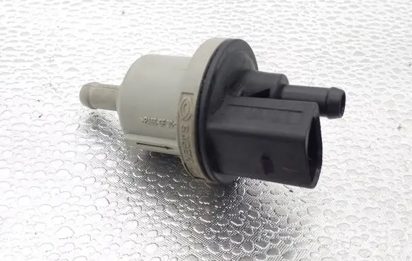 Audi A4 S4 B6 8E 8H Electromagnetic valve 058133517B 2580115A