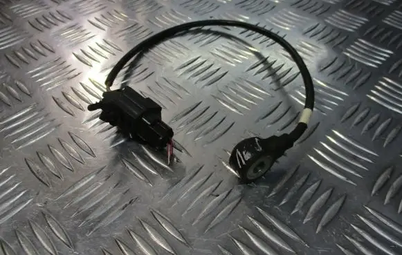 Ford Focus Detonation knock sensor 98MF-12A699-BA