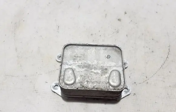 Cupra Formentor Oil filter mounting bracket 04F117021L