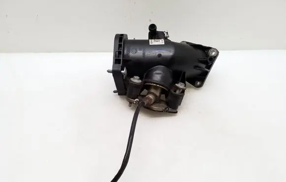 BMW 5 F10 F11 other engine part 7810765 7807991