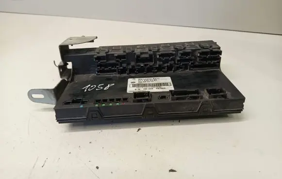 Mercedes-Benz E W211 Fuse module 2115455301 5DK008047 5DK00804727