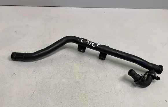 KIA Sorento Engine coolant pipe/hose