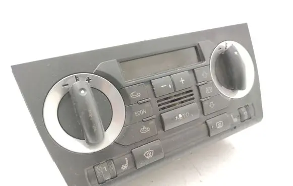 Audi A3 S3 8P Climate control unit 8P0820043L