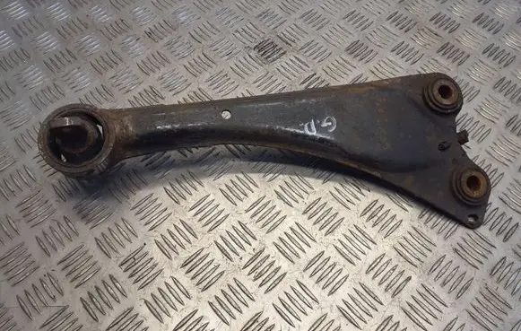Toyota Avensis T270 Rear upper control arm/wishbone