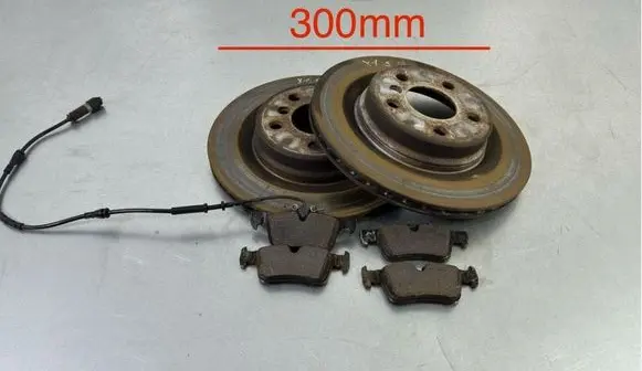 BMW X1 F48 F49 Rear brake disc 6799367