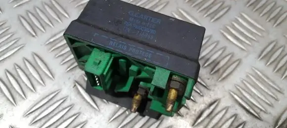 Glow plug pre-heat relay
