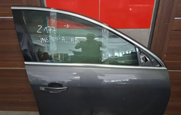 Opel Insignia A Front door
