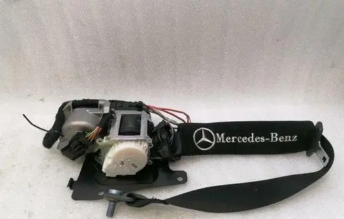 Mercedes-Benz S W220 Front seatbelt buckle A2208604285