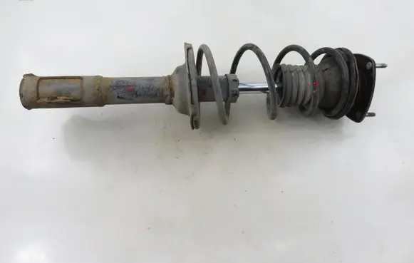 Toyota Yaris Front shock absorber with coil spring 