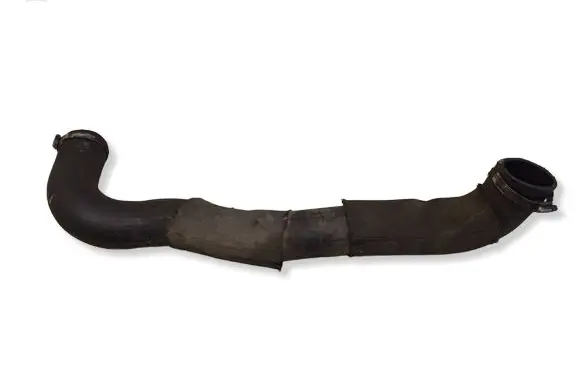 Land Rover Discovery 3 - LR3 Intercooler hose/pipe PNH500025