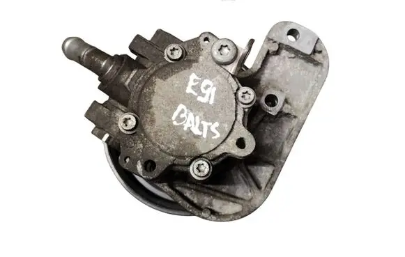 BMW 3 E90 E91 Power steering pump 32416867534 6867534 7810810