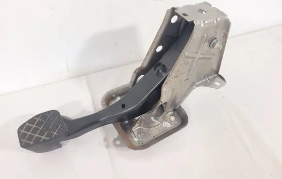 Volkswagen Golf VI Brake pedal 1K1721117H