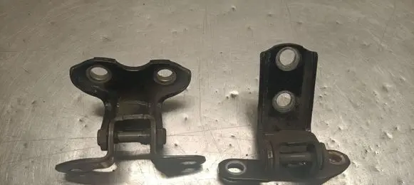 Toyota Prius+ (ZVW40) Rear door hinge set 6875020122