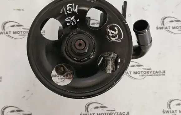 KIA Carens II Power steering pump SJ154