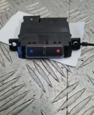 Volkswagen Phaeton Interior fan control switch 3D0919815M