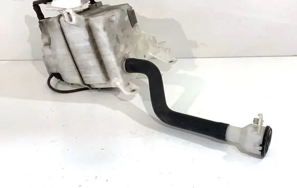 Lexus RX III Windshield washer fluid reservoir/tank 060851305