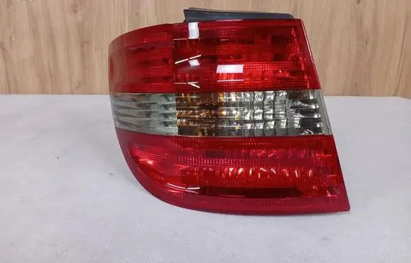 Rear/tail lights