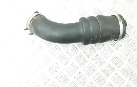 Volvo C30 Intercooler hose/pipe 08692401