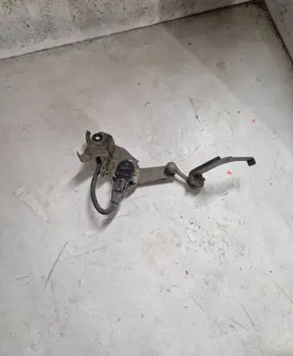 Mazda 6 Rear air suspension level height sensor 5G2911 A111245-1