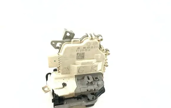 Audi A4 S4 B8 8K Rear door lock 8K0839015D