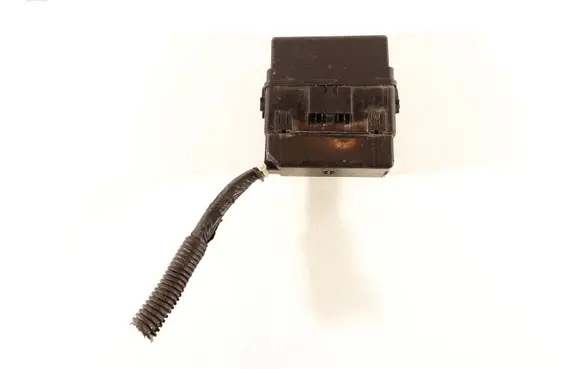 Citroen C-Crosser Relay mounting block 8565A089 PR07101000 MR301971