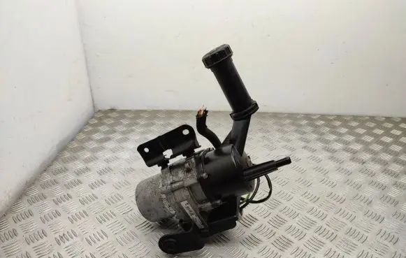 Citroen Berlingo Power steering pump 9813664780