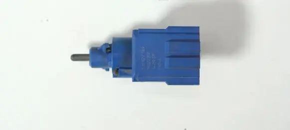 Clutch pedal sensor