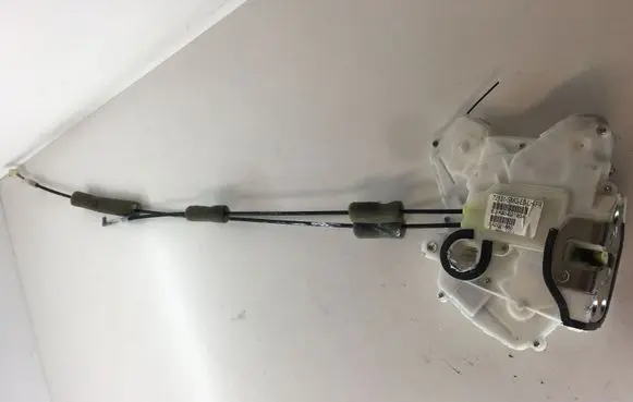 Honda Civic Front door lock EUK9302180A EA0021660