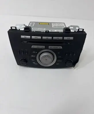 Radio/CD/DVD/GPS head unit
