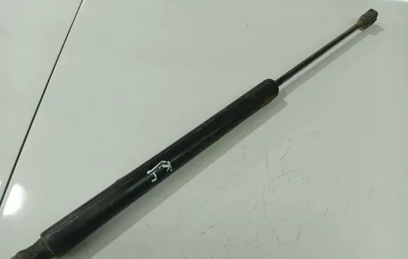 Volkswagen PASSAT B5.5 Tailgate/trunk strut/damper 4B9827552M