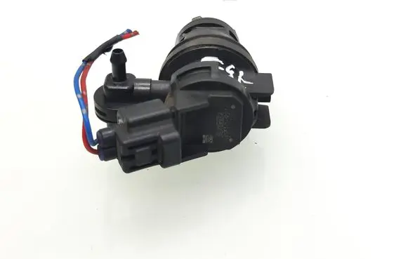 Mazda CX-5 Windscreen/windshield washer pump 8603109210