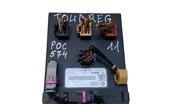 Volkswagen Touareg II Comfort/convenience module 4H0907063D 15011002 F005V00804