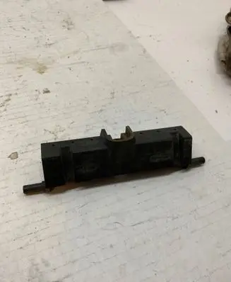 Jeep Grand Cherokee (WK) Battery bracket 55394167A