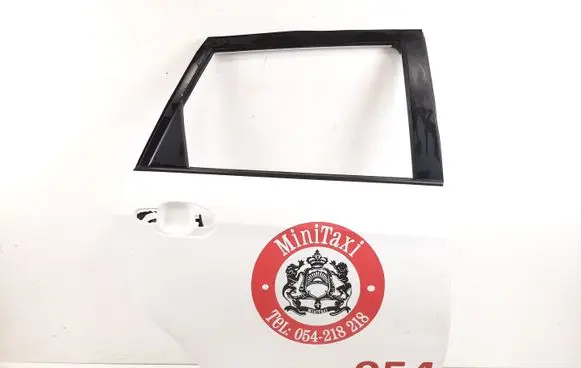 Toyota Verso-S Rear door
